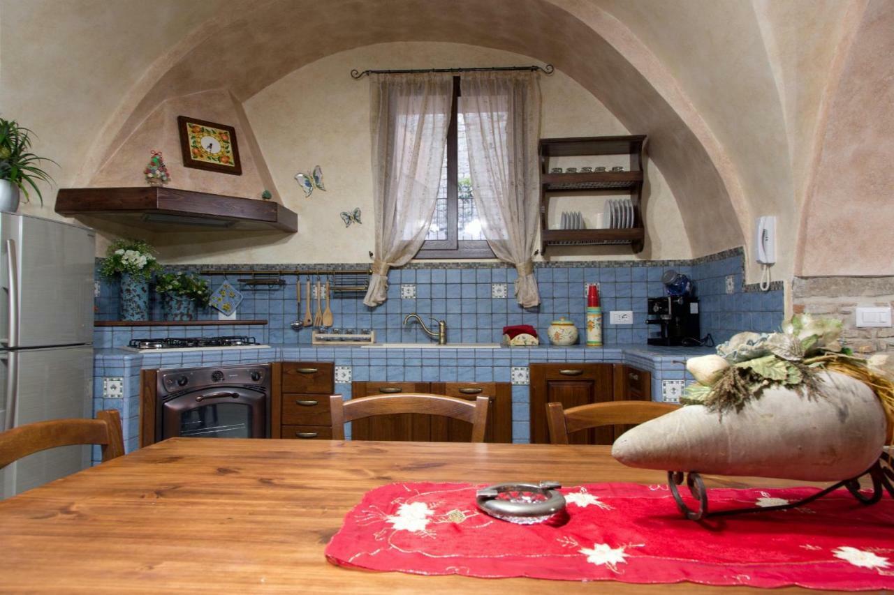 Bed&Breakfast Via Venezia Regalbuto Exterior foto