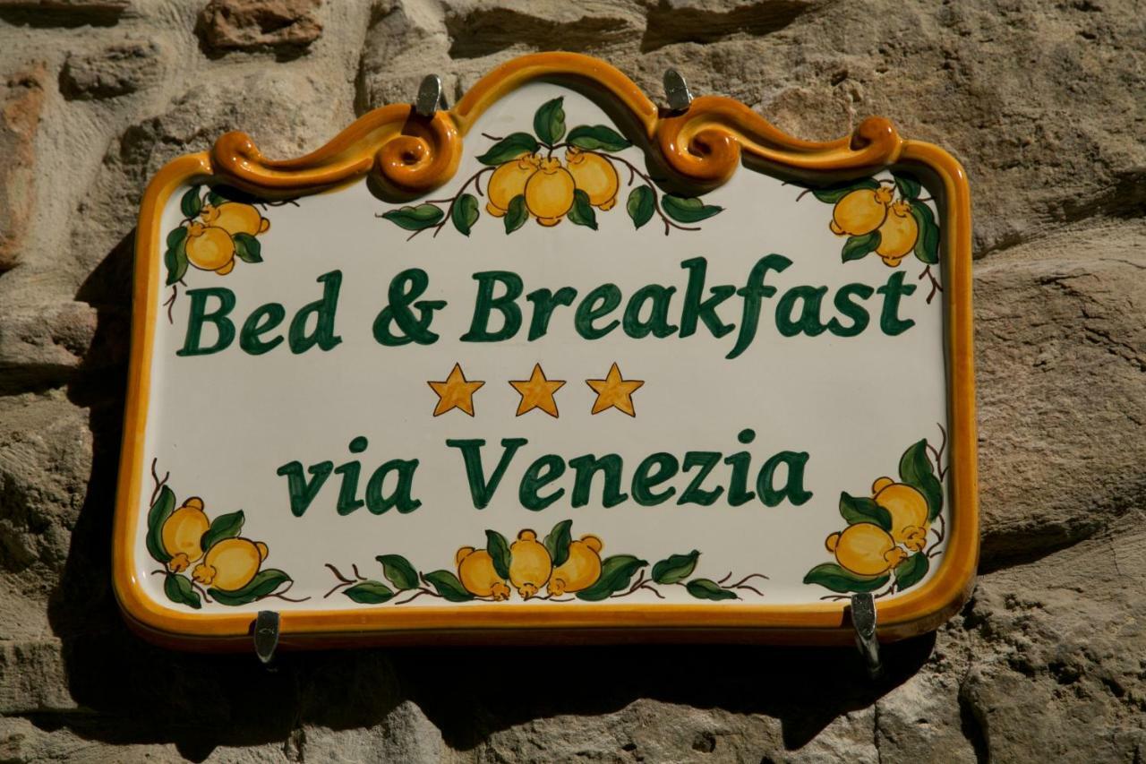 Bed&Breakfast Via Venezia Regalbuto Exterior foto
