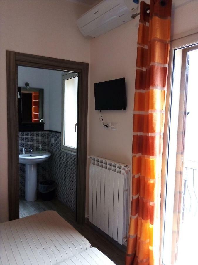 Bed&Breakfast Via Venezia Regalbuto Exterior foto