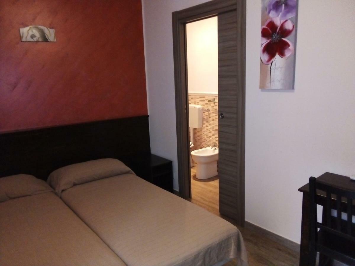Bed&Breakfast Via Venezia Regalbuto Exterior foto